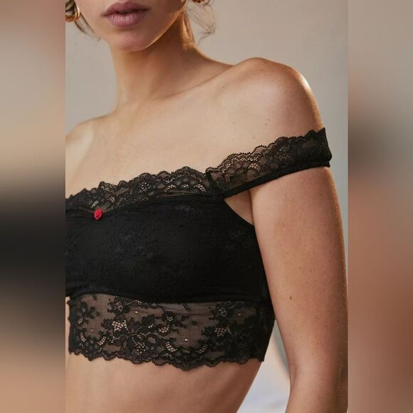 Chic Out From Under bra top in a romantic sheer floral lace black size L nwt - Picture 3 of 3